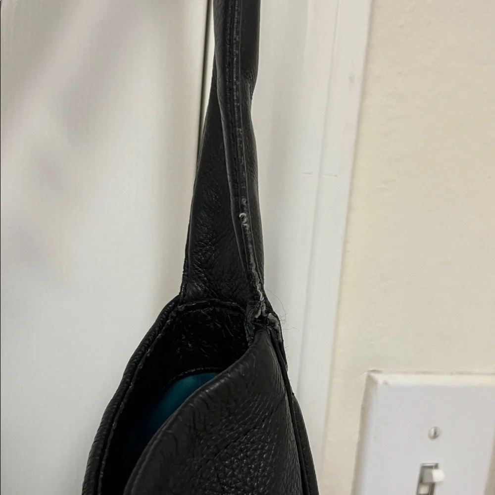 Coach Black Shoulder Bag - Picture 11 of 16